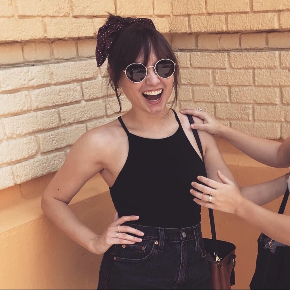 Meet your Posher, Leigh